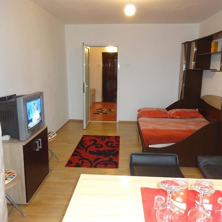 Alina Accommodation Galati  Exterior photo